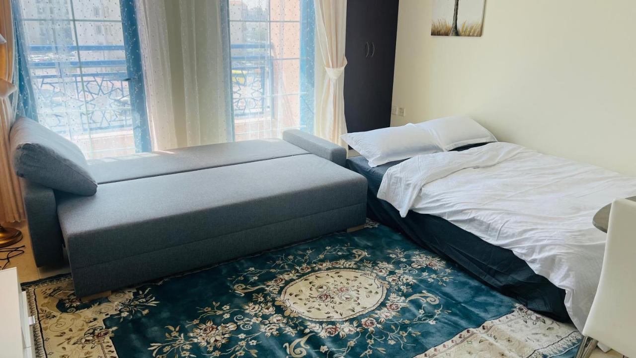 Newly Furnished Cozy One Bed Room Apartment 2 Bathroom City View Dubaj Exteriér fotografie
