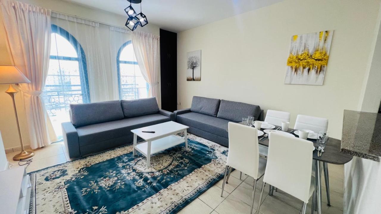 Newly Furnished Cozy One Bed Room Apartment 2 Bathroom City View Dubaj Exteriér fotografie