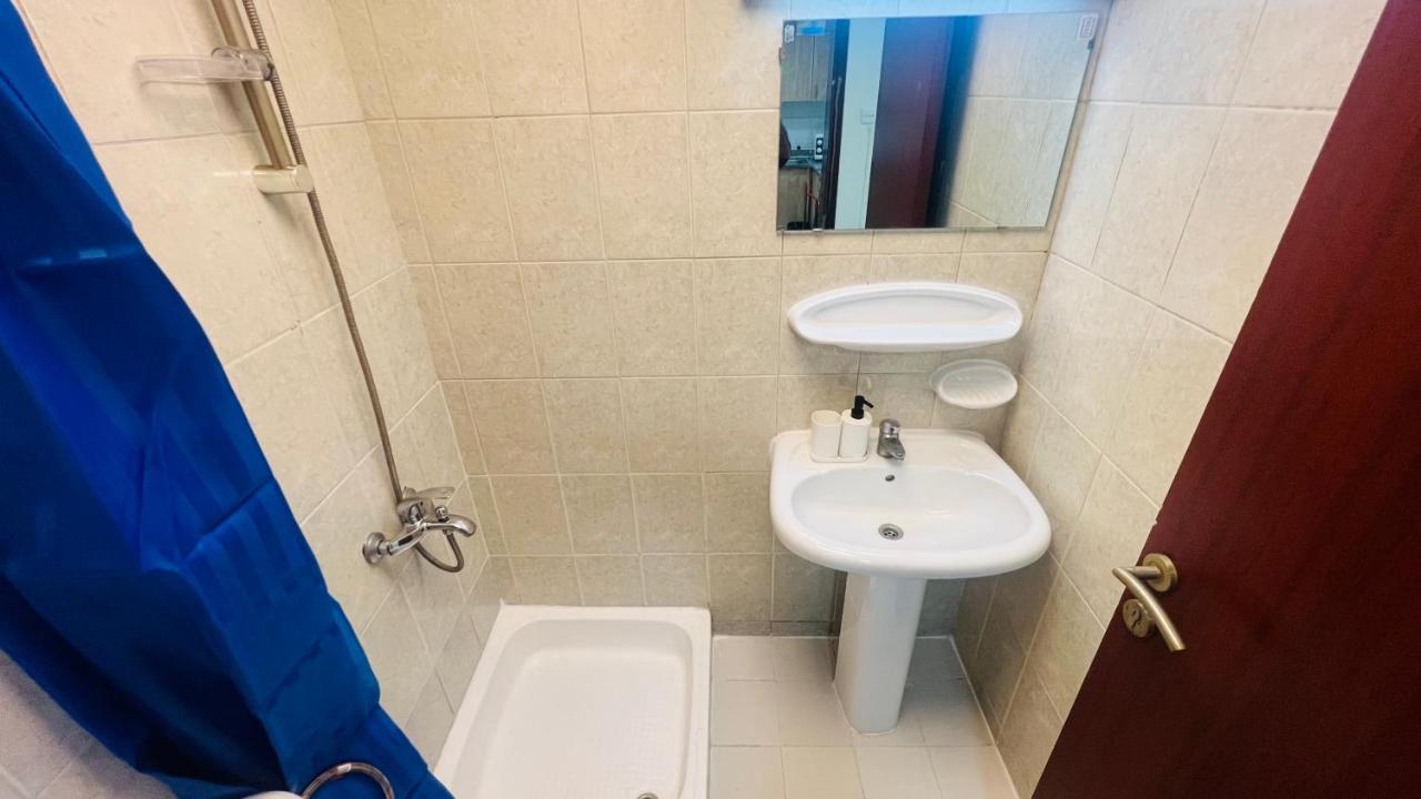 Newly Furnished Cozy One Bed Room Apartment 2 Bathroom City View Dubaj Exteriér fotografie